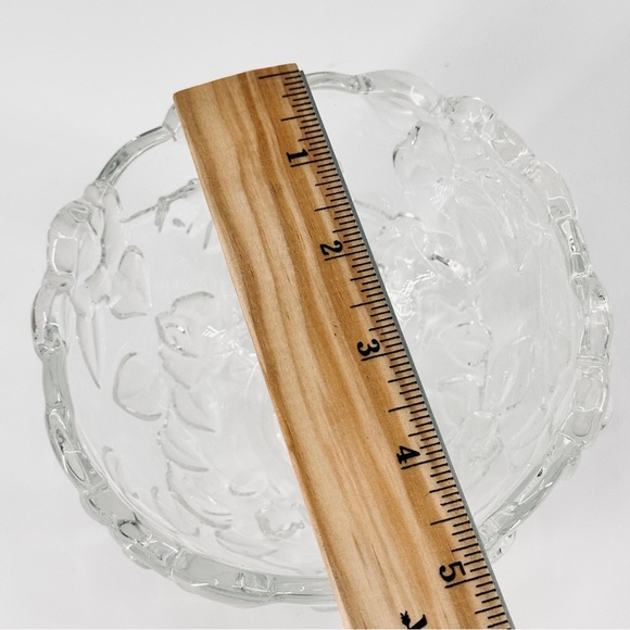 Vintage Mikasa Bella Rose 3D Crystal Bowl - Picture 9 of 9